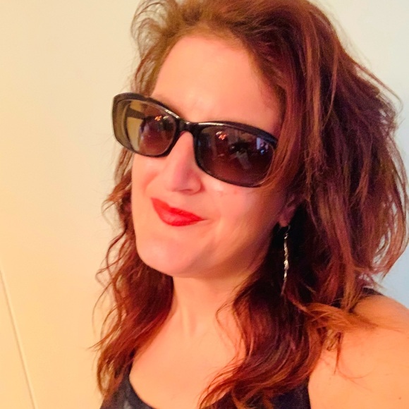 Meet your Posher, Lenore - Picture 15 of 17